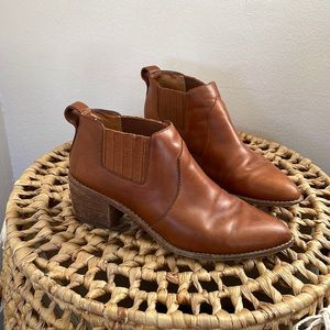 Madewell brown leather ankle boots